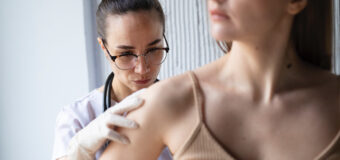 Melanoma: conoscere per prevenire. A Pianezza una serata per la salute della pelle con il dott. Paolo Broganelli