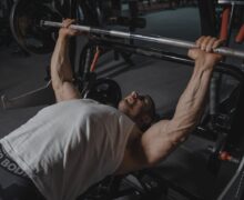 Panca fitness multifunzione: un solo attrezzo per risultati massimizzati